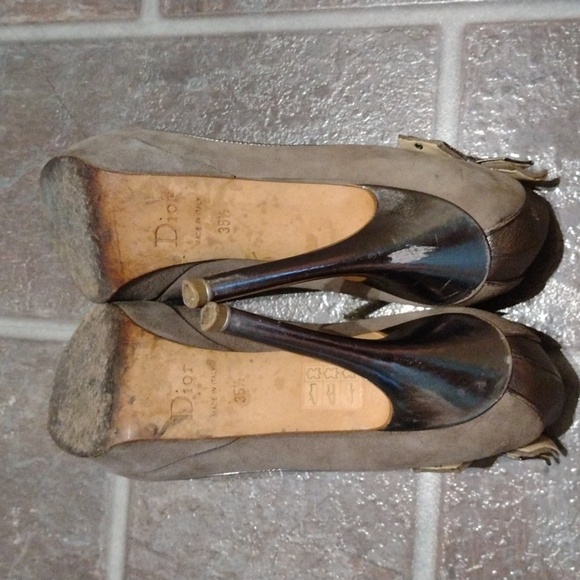 Christian Dior grey taupe taupe gun metal suede platform heel Size 35.5 - Picture 10 of 10